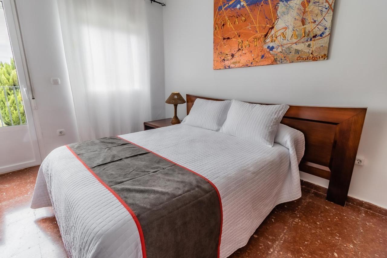 Hotel Las Errizas By Vivere Stays Alcalá del Valle Esterno foto