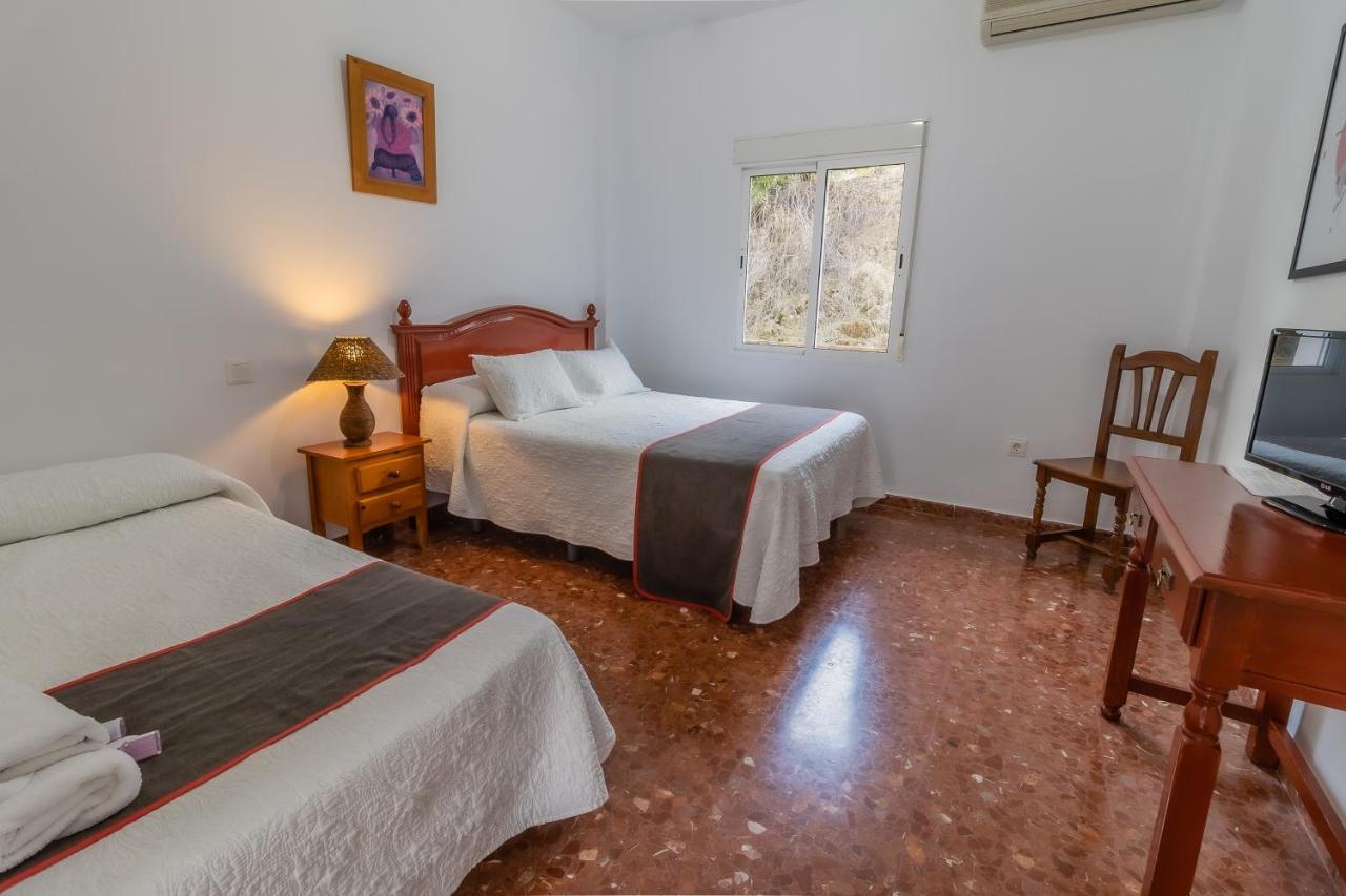 Hotel Las Errizas By Vivere Stays Alcalá del Valle Esterno foto